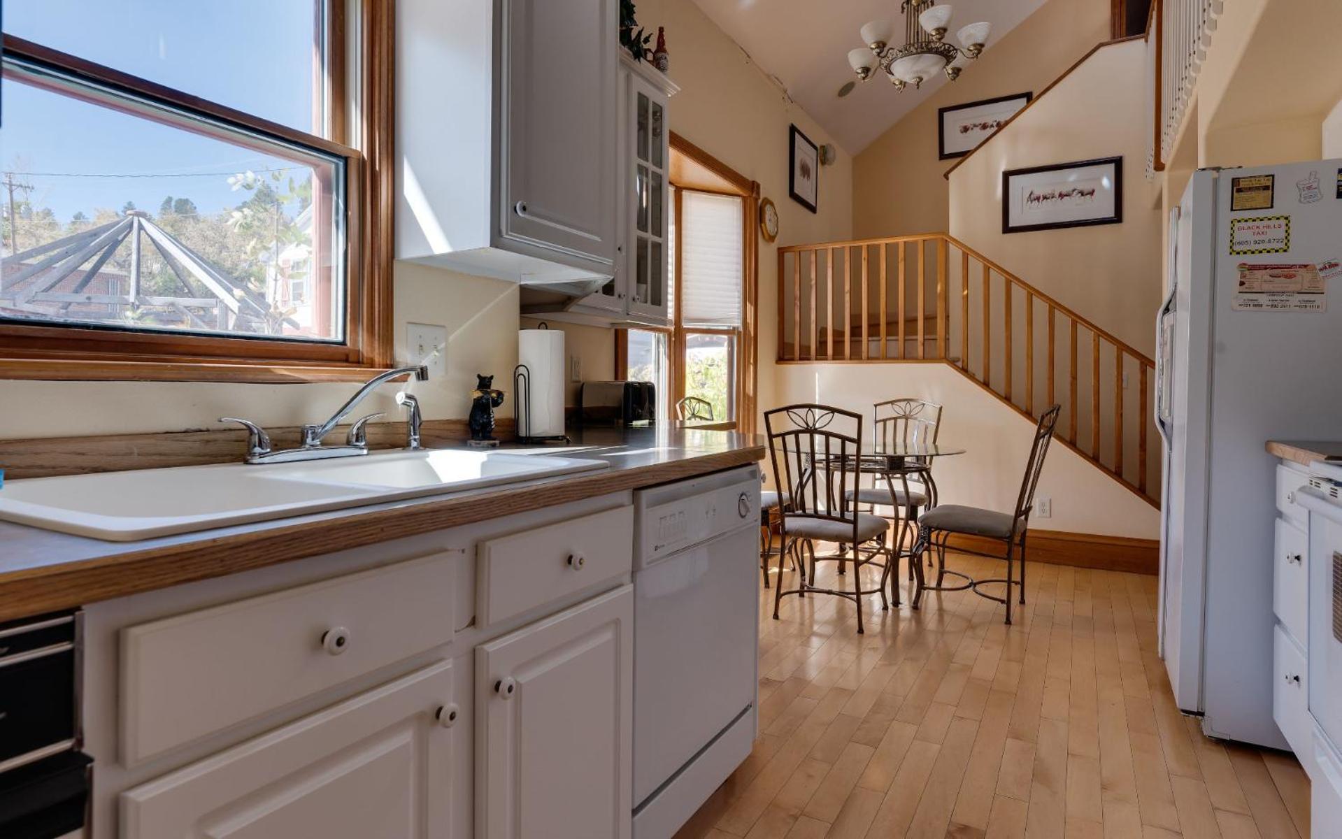 First Deadwood Cottages Kamer foto