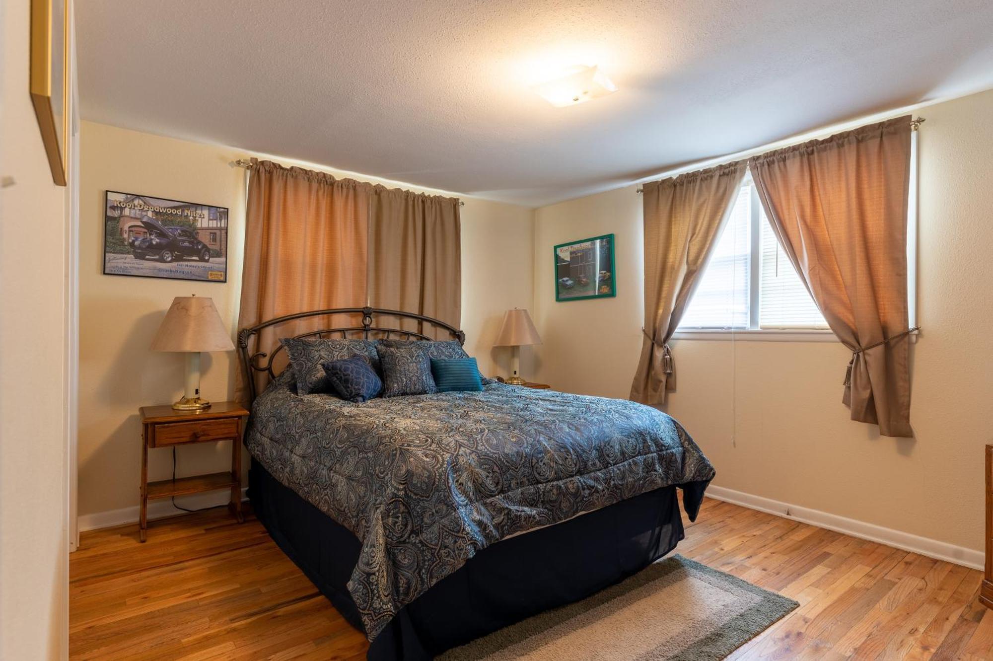 First Deadwood Cottages Kamer foto