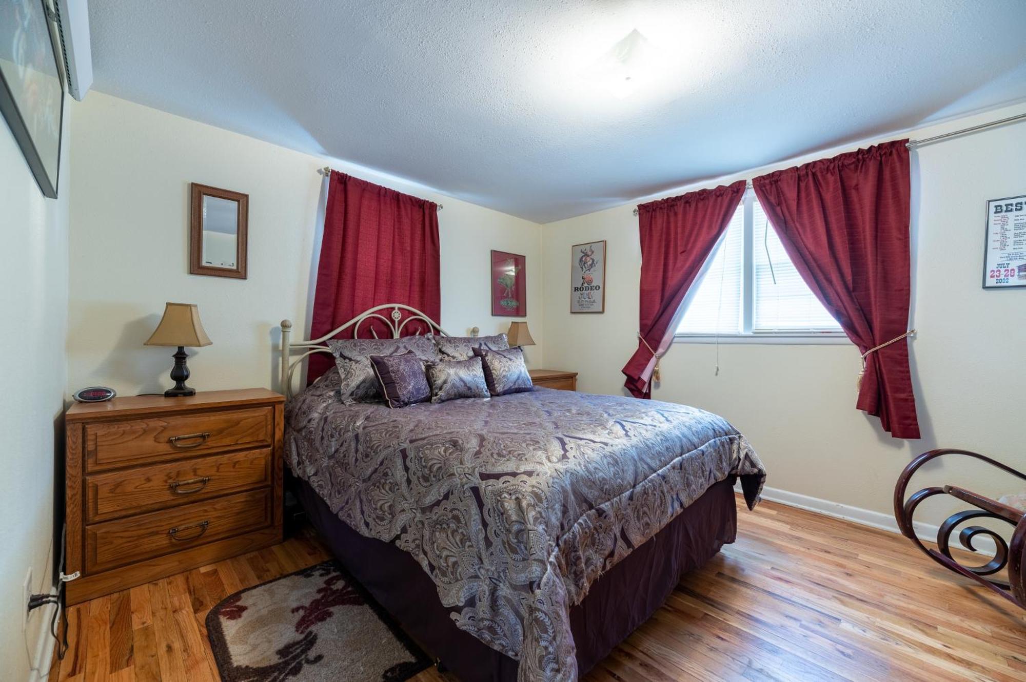 First Deadwood Cottages Kamer foto